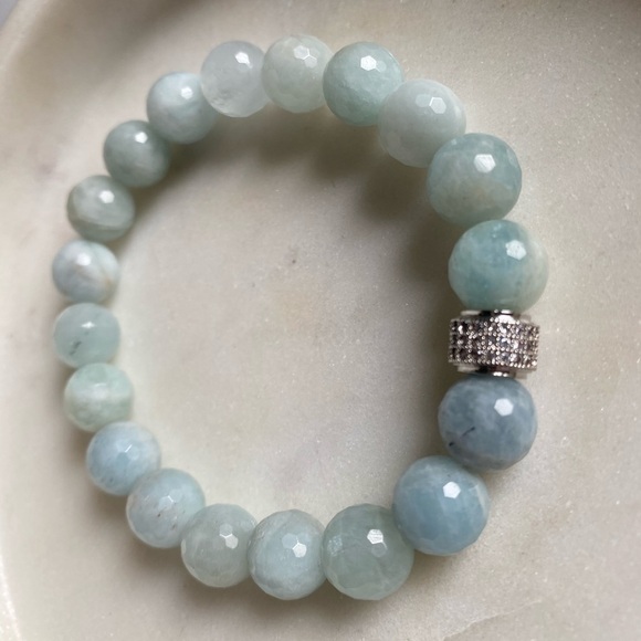 Genuine Aquamarine stretch bracelet